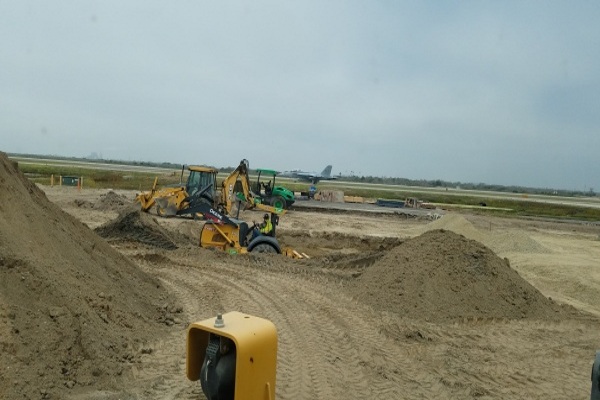 Advantage Backhoes